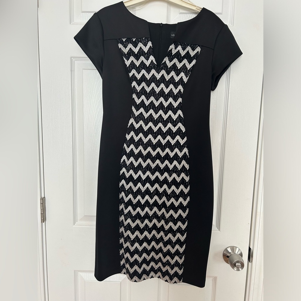 Super flattering black dress